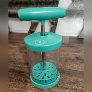 Pampered Chef Whipped Cream Maker